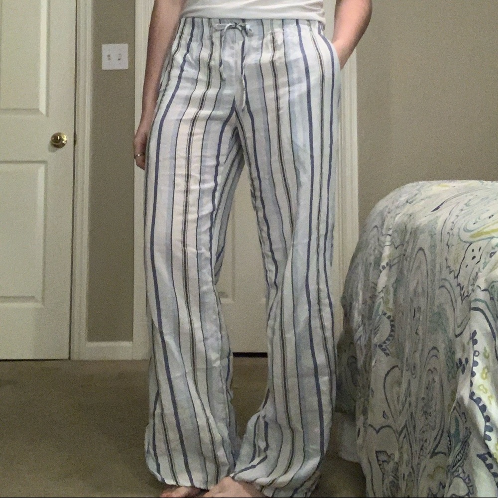 Linen type striped pants with pockets